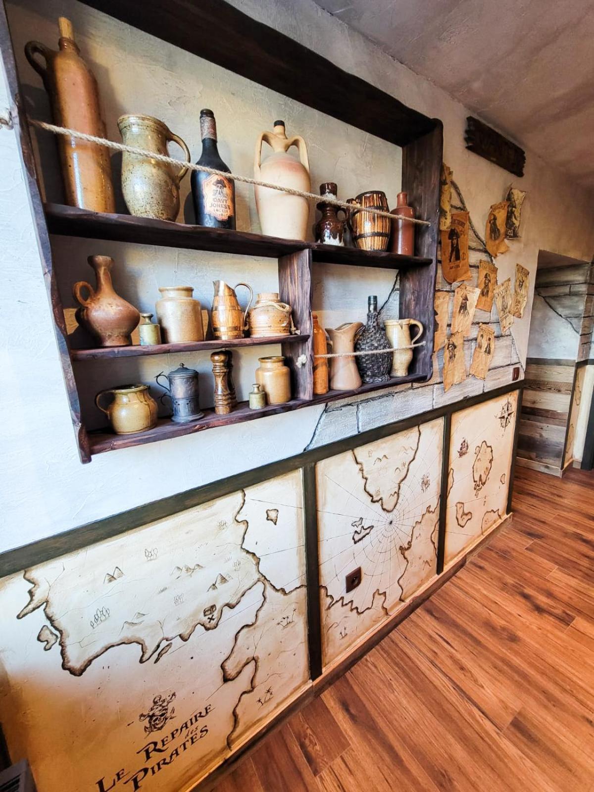 Le Repaire Des Pirates Logement Magique Sainte-Croix-en-Plaine Extérieur photo