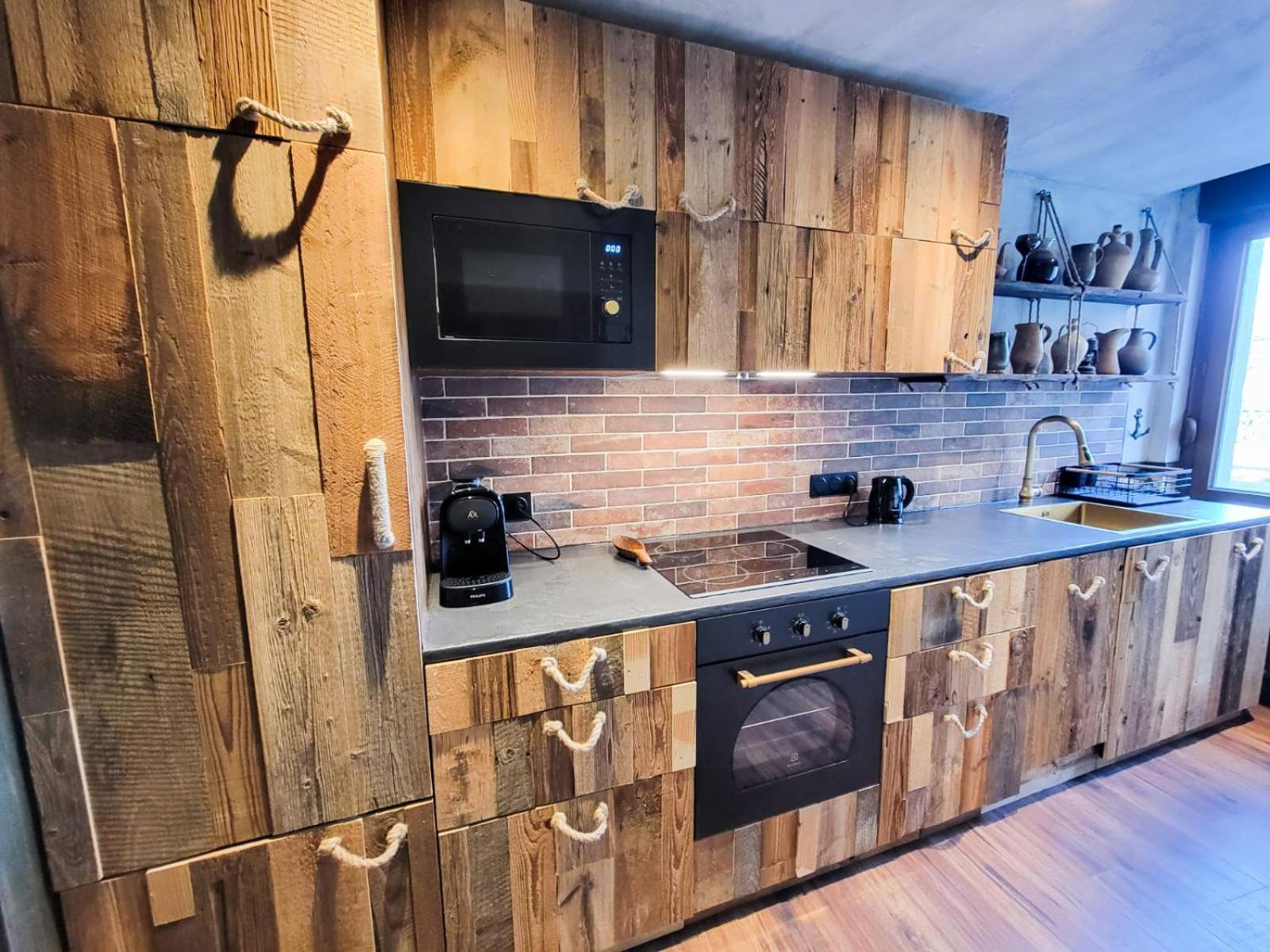 Le Repaire Des Pirates Logement Magique Sainte-Croix-en-Plaine Extérieur photo